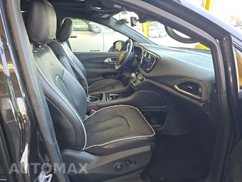 2022 Chrysler Pacifica Limited 121.6" WB - miniatura 8