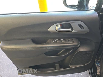 2022 Chrysler Pacifica Limited 121.6" WB - miniatura 9