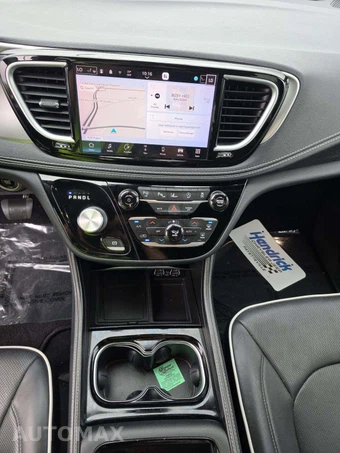 2022 Chrysler Pacifica Limited 121.6" WB - miniatura 7