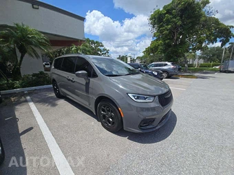 2022 Chrysler Pacifica Limited 121.6" WB - miniatura 4