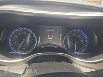 2022 Chrysler Pacifica Limited 121.6" WB - miniatura 9