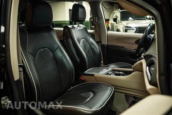 2022 Chrysler Pacifica Limited 121.6" WB - miniatura 14