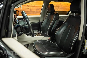 2022 Chrysler Pacifica Limited 121.6" WB - miniatura 9