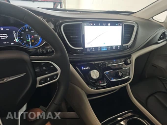 2022 Chrysler Pacifica Limited 121.6" WB - miniatura 11