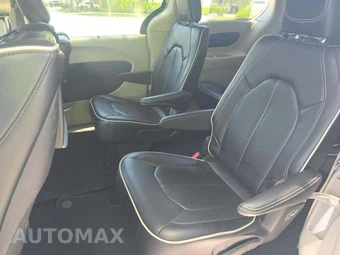 2022 Chrysler Pacifica Limited 121.6" WB - miniatura 13