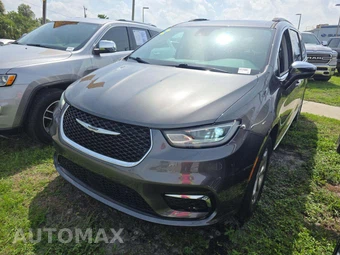 2022 Chrysler Pacifica Limited 121.6" WB