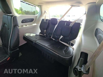 2022 Chrysler Pacifica Limited 121.6" WB - miniatura 14
