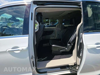2022 Chrysler Pacifica Limited 121.6" WB - miniatura 13