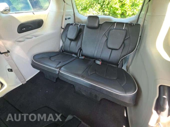 2022 Chrysler Pacifica Limited 121.6" WB - miniatura 14