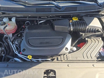 2022 Chrysler Pacifica Limited 121.6" WB - miniatura 16