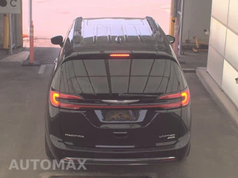 2022 Chrysler Pacifica Limited 121.6" WB - miniatura 5