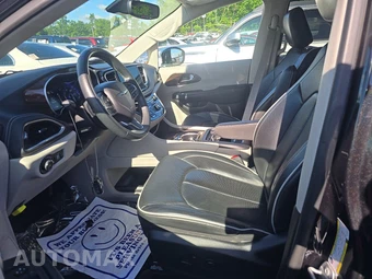 2022 Chrysler Pacifica Limited 121.6" WB - miniatura 7