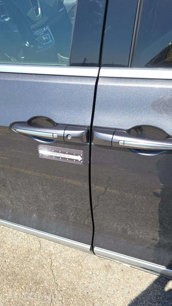 2022 Chrysler Pacifica Pinnacle 121.6" WB - miniatura 4