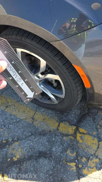 2022 Chrysler Pacifica Pinnacle 121.6" WB - miniatura 6