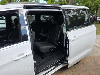 2022 Chrysler Pacifica Touring 121.6" WB – miniatura 13