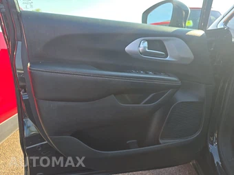 2022 Chrysler Pacifica Touring 121.6" WB – miniatura 9