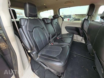 2022 Chrysler Pacifica Touring L 121.6" WB - miniatura 14