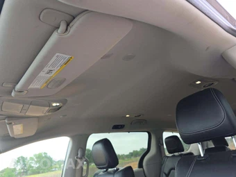2022 Chrysler Pacifica Touring L 121.6" WB - miniatura 8