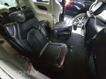 2022 Chrysler Pacifica Touring L 121.6" WB - miniatura 17