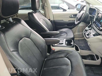 2022 Chrysler Pacifica Touring L 121.6" WB - miniatura 19
