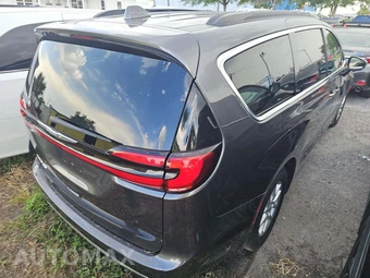 2022 Chrysler Pacifica Touring L 121.6" WB - miniatura 3