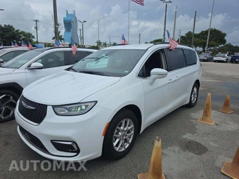 2022 Chrysler Pacifica Touring L 121.6" WB