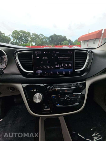 2022 Chrysler Pacifica Touring L 121.6" WB - miniatura 10