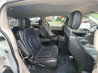 2022 Chrysler Pacifica Touring L 121.6" WB - miniatura 17