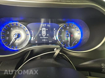 2022 Chrysler Pacifica Touring L 121.6" WB – miniatura 12