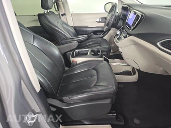 2022 Chrysler Pacifica Touring L 121.6" WB – miniatura 8