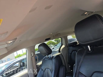 2022 Chrysler Pacifica Touring L 121.6" WB - miniatura 19