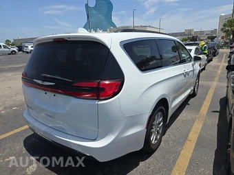 2022 Chrysler Pacifica Touring L 121.6" WB - miniatura 4