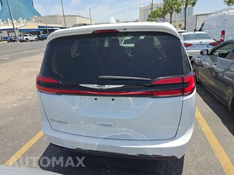 2022 Chrysler Pacifica Touring L 121.6" WB - miniatura 5