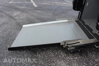 2022 Chrysler Pacifica Touring L 121.6" WB - miniatura 22