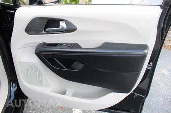 2022 Chrysler Pacifica Touring L 121.6" WB - miniatura 38
