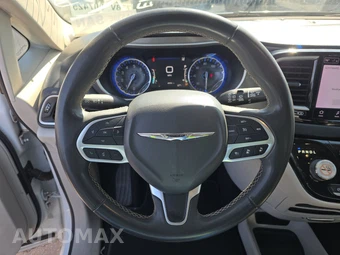 2022 Chrysler Pacifica Touring L 121.6" WB - miniatura 10
