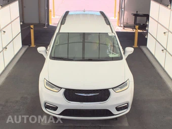 2022 Chrysler Pacifica Touring L 121.6" WB - miniatura 2