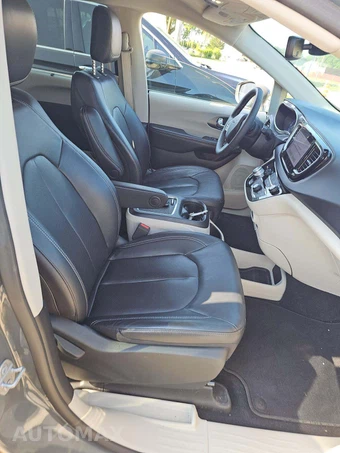 2022 Chrysler Pacifica Touring L 121.6" WB - miniatura 18
