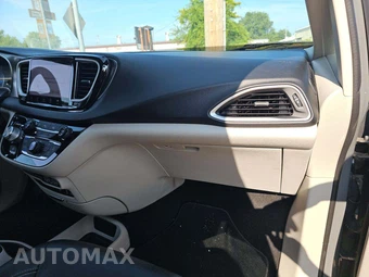 2022 Chrysler Pacifica Touring L 121.6" WB - miniatura 19