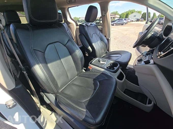 2022 Chrysler Pacifica Touring L 121.6" WB - miniatura 16