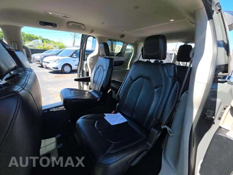 2022 Chrysler Pacifica Touring L 121.6" WB - miniatura 13