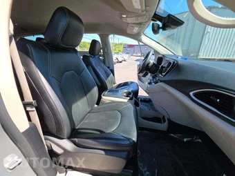2022 Chrysler Pacifica Touring L 121.6" WB - miniatura 19