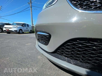 2022 Chrysler Pacifica Touring L 121.6" WB - miniatura 23