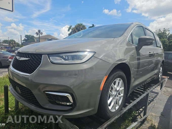 2022 Chrysler Pacifica Touring L 121.6" WB