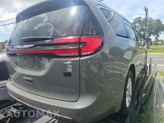 2022 Chrysler Pacifica Touring L 121.6" WB - miniatura 3