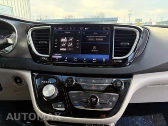 2022 Chrysler Pacifica Touring L 121.6" WB - miniatura 14