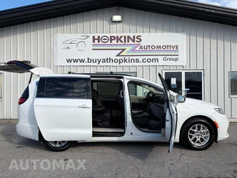 2022 Chrysler Pacifica Touring L 121.6" WB - miniatura 17