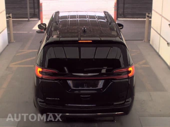 2022 Chrysler Pacifica Touring L 121.6" WB – miniatura 5