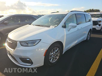 2022 Chrysler Pacifica Touring L 121.6" WB