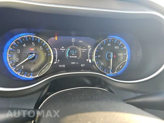 2022 Chrysler Pacifica Touring L 121.6" WB - miniatura 12